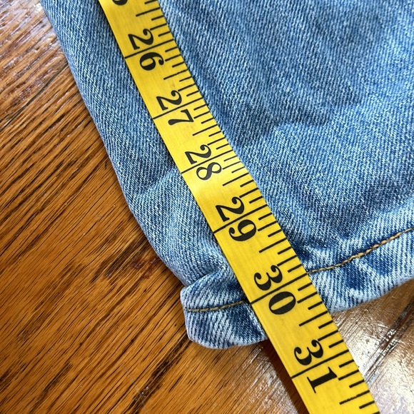 Levi’s 550 Classic Relaxed Tapered jeans. Size 12 with 30” inseam. - Picture 12 of 14